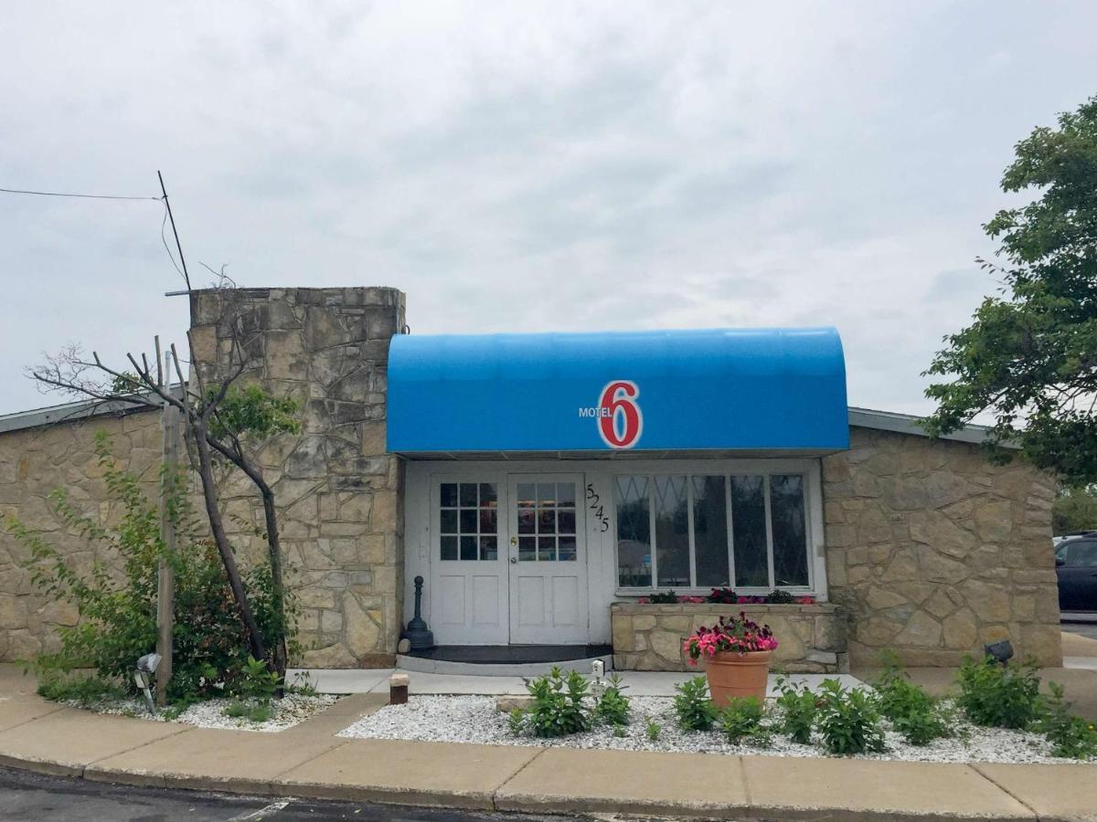 Motel 6-Hamburg, Ny Exterior photo